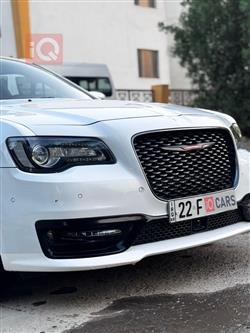 کرایسلەر 300